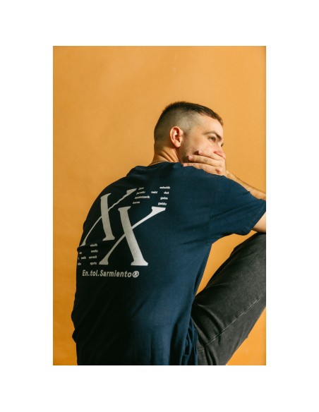 Camiseta azul marino "XX"
