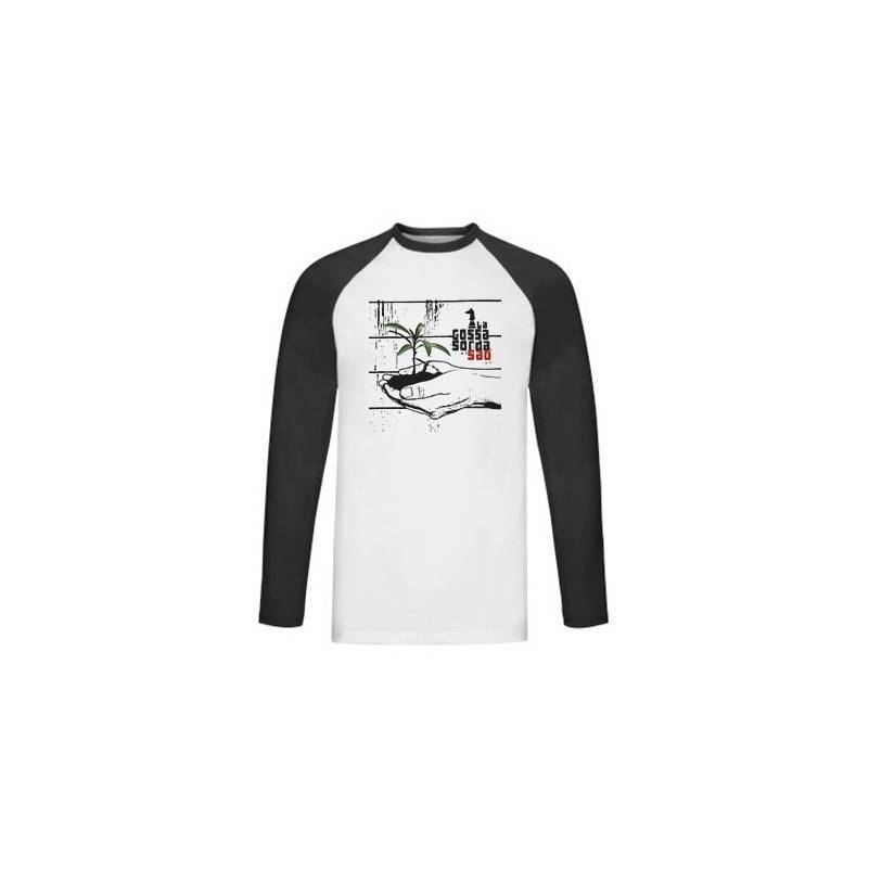 Camiseta ranglan manga larga negra...